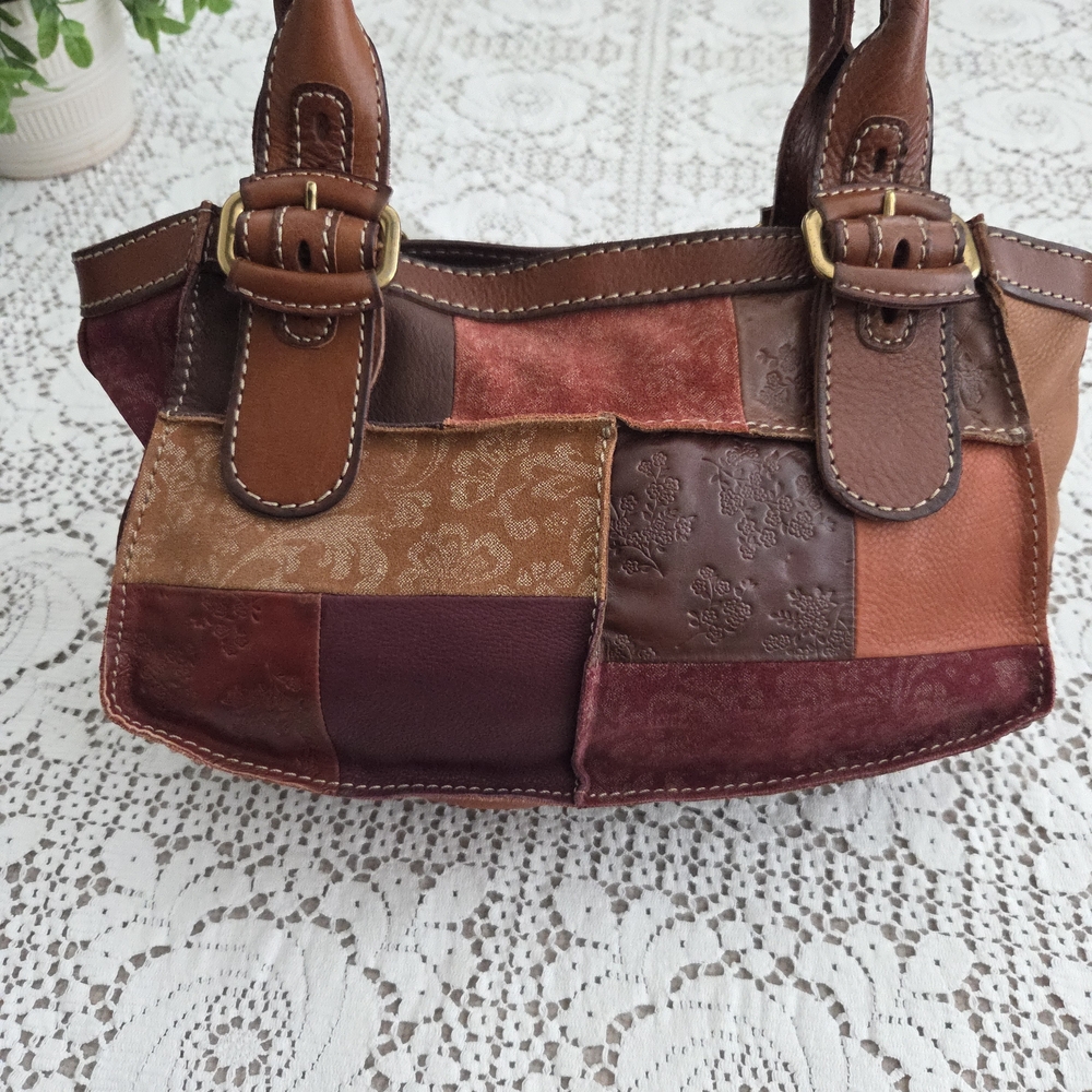 Vintage Fossil Patchwork Leather Shoulder Bag in Warm Tones - Picture 3 of 15